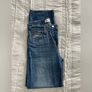 Denim Forum 90s Marlo High Rise Denim